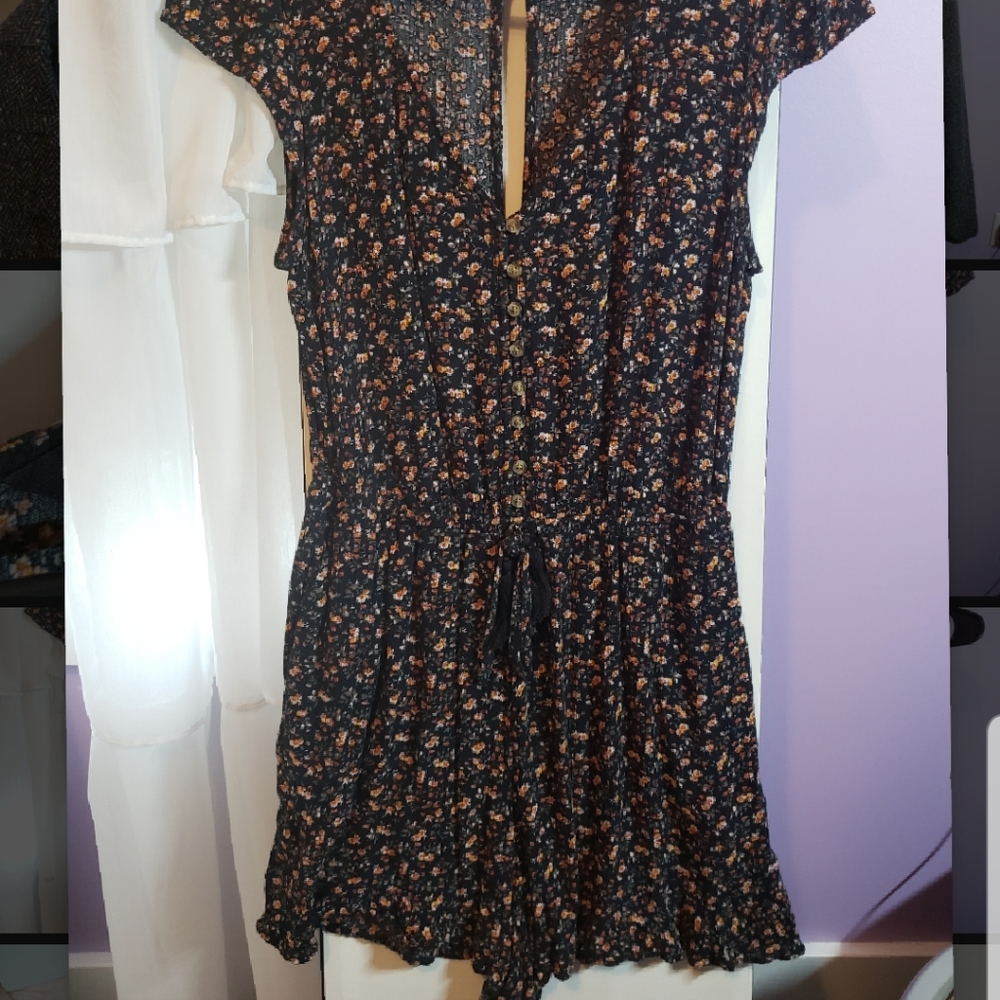 American Eagle Romper